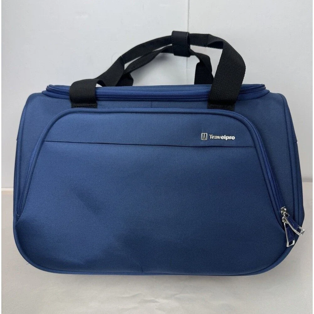 Travelpro WalkAbout 7 18